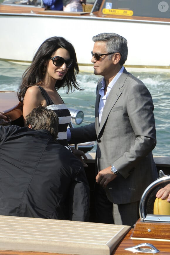 Un choix capital pour le jeune couple, très engagé. 
George Clooney et sa fiancée Amal Alamuddin - Arrivées des invités pour le mariage de George Clooney et Amal Alamuddin à Venise. Le 26 septembre 2014 