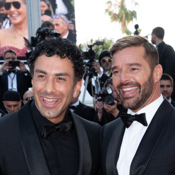 Jwan Yosef et son mari Ricky Martin - Montée des marches du film "Elvis" lors du 75e Festival International du Film de Cannes. Le 25 mai 2022. © Cyril Moreau / Bestimage
