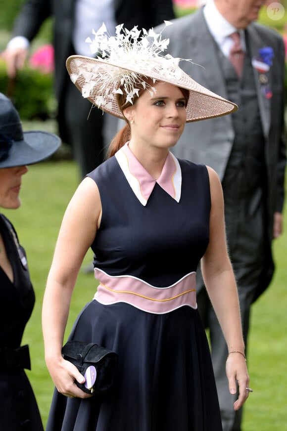 La princesse Eugenie lors de la troisième journée du Royal Ascot , dans le Berkshire, près de Londres, au Royaume-Uni, le 16 juin 2016. Photo par Doug Peters/PA Wire/ABACAPRESS.COM