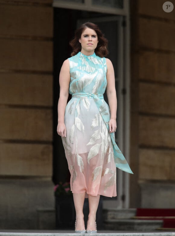 Photo datée du 22/05/19 de la princesse Eugénie d'York assistant à la remise du Prix du Duc d'Édimbourg en or dans le jardin du palais de Buckingham, à Londres. Crédit photo doit être lu comme suit : Yui Mok/PA Wire