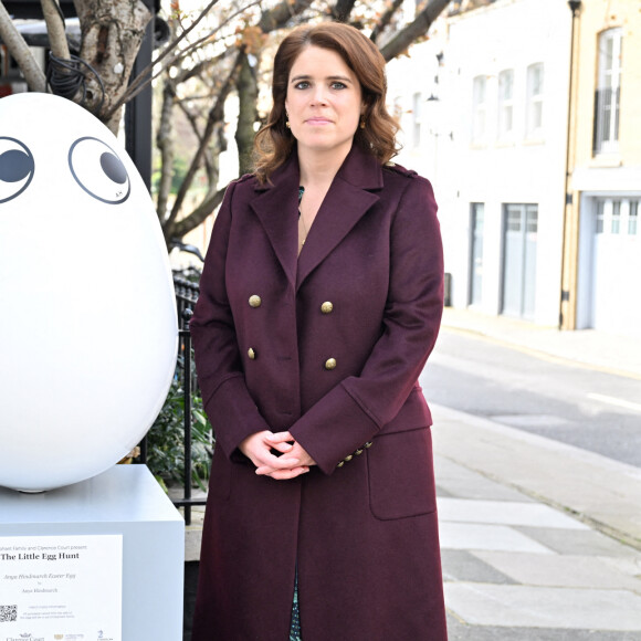 La princesse Eugenie à la chasse aux oeufs de la famille Elephant, présentée par Clarence Court, une chasse aux oeufs interactive à grande échelle, avec des pièces conçues par 12 designers de premier plan. Parmi les créateurs figurent Anya Hindmarch, Philip Colbert et Charlotte Colbert. Pour célébrer le lancement, la princesse Eugenie a fait la lecture à un certain nombre d'écoliers à Sloane Square à Londres, Angleterre, Royaume-Uni, le 21 mars 2024. Photo par Matt Crossick/PA Wire/ABACAPRESS.COM