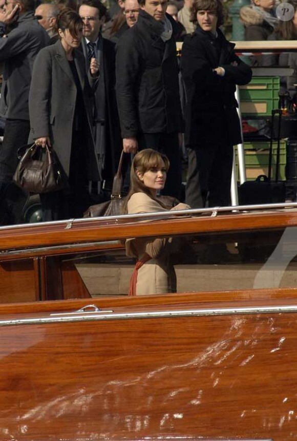 Angelina Jolie et Johnny Depp sur le tournage de The Tourist à Venise le 17 mars 2010