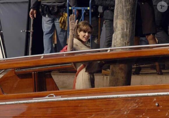 Angelina Jolie et Johnny Depp sur le tournage de The Tourist à Venise le 17 mars 2010
