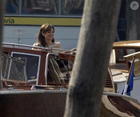 Angelina Jolie et Johnny Depp sur le tournage de The Tourist à Venise le 17 mars 2010