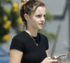 De manière générale.
Exclusif - Emma Watson est allée dîner avec un mystérieux inconnu dans le restaurant Double Zero à Venice. Le 28 août 2019.