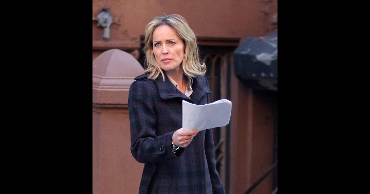 Sharon Stone sur le tournage de New York Unité Spéciale, le 17 mars