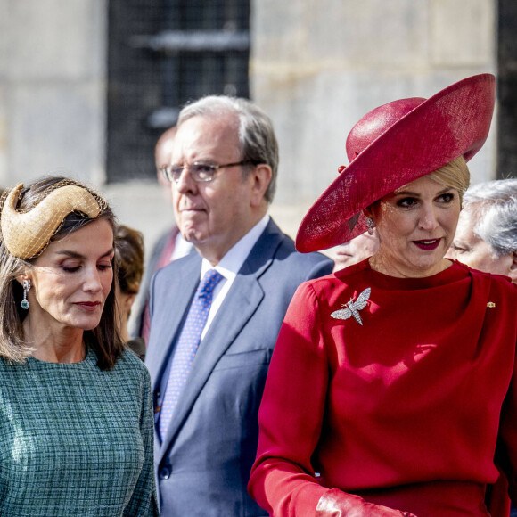 La reine Letizia d'Espagne, La reine Maxima des Pays-Bas - Cérémonie de bienvenue à Amsterdam lors de la visite d'État du couple royal espagnol aux Pays-Bas, le 17 avril 2024. 