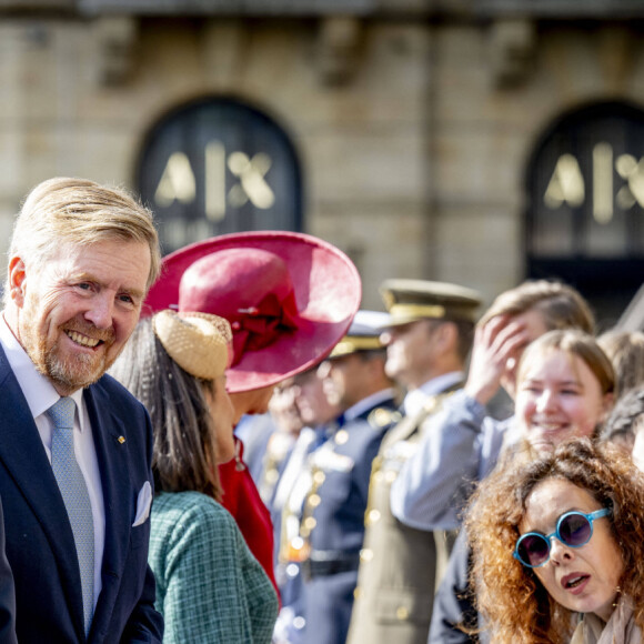 Le roi Felipe VI d'Espagne, Le roi Willem-Alexander des Pays-Bas - Cérémonie de bienvenue à Amsterdam lors de la visite d'État du couple royal espagnol aux Pays-Bas, le 17 avril 2024. 