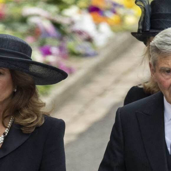Leur offrir le comté de Bucklebury serait symbolique, car ils vivent dans cette ville depuis des années.
Procession pédestre des membres de la famille royale depuis la grande cour du château de Windsor jusqu'à la Chapelle Saint-Georges, où se tiendra la cérémonie funèbre des funérailles d'État de reine Elizabeth II d'Angleterre. Windsor, le 19 septembre 2022