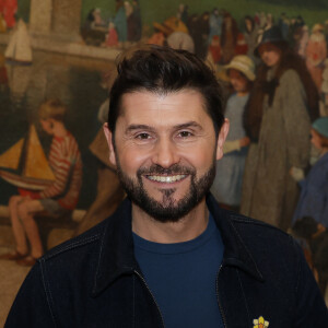 Christophe Beaugrand lors du lancement de 'Une Jonquille contre le cancer' à Paris le 12 Mars 2024. © Denis Guignebourg/Bestimage