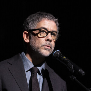 Manu Payet (parrain de la soirée) au concert du gala des 20 ans de la fondation Recherche Alzheimer "2 générations chantent pour la 3ème" à l'Olympia à Paris le 18 mars 2024. © Cyril Moreau / Bestimage 