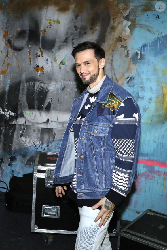 Exclusif - Billy Crawford - Backstage - Enregistrement de l'émission "Génération Hit Machine Vol. 2" au Dôme de Paris, les 8 et 9 novembre 2022, diffusée sur W9 le 31 janvier 2023 © Cédric Perrin / Bestimage