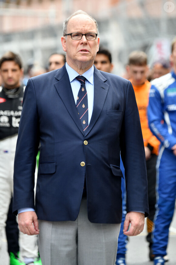 Le prince Albert II de Monaco, la princesse Charlene et leurs enfants la princesse Gabriella et le prince héréditaire Jacques ont assisté au Monaco E-Prix 2024, le 27 avril 2024. Le pilote Jaguar Mitch Evans a remporté la course devant son coéquipier Nick Cassidy suivi par Stoffel Vandoorne sur DS Penske. C'est la 7eme édition du Monaco E-prix. A l'occasion de la 10eme saison du Championnat du Monde ABB FIA Formula E, les monoplaces de 3eme génération ont parcouru les rues de la Principauté. © Bruno Bebert/Bestimage 