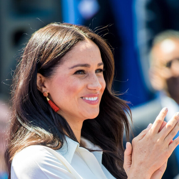 Le couple sera-t-il aussi apprécié ? 
Le prince Harry, duc de Sussex, et Meghan Markle, duchesse de Sussex, visite l'association "Yes" (Youth Employment Service) qui oeuvre pour résoudre le problème du chômage des jeunes en Afrique du Sud. Johannesburg, le 2 octobre 2019. 