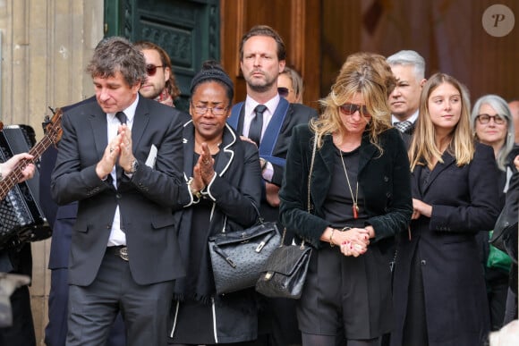 Roschdy Zem, Pierre Rambaldi, Sarah Poniatowski (Lavoine), son fils Roman Lavoine, sa cousine Tess Rambaldi (fille de Marie Poniatowski et petite-fille du défunt), Marie Rambaldi (Poniatowski), une des filles du défunt - Sorties des obsèques du prince Jean-Stanislas Poniatowski en l'Eglise polonaise à Paris, France, le 29 avril 2024. © Jacovides-Moreau/Bestimage