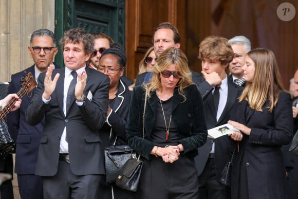 Roschdy Zem, Pierre Rambaldi, Sarah Poniatowski (Lavoine), son fils Roman Lavoine, sa cousine Tess Rambaldi (fille de Marie Poniatowski et petite-fille du défunt), Marie Rambaldi (Poniatowski), une des filles du défunt - Sorties des obsèques du prince Jean-Stanislas Poniatowski en l'Eglise polonaise à Paris, France, le 29 avril 2024. © Jacovides-Moreau/Bestimage