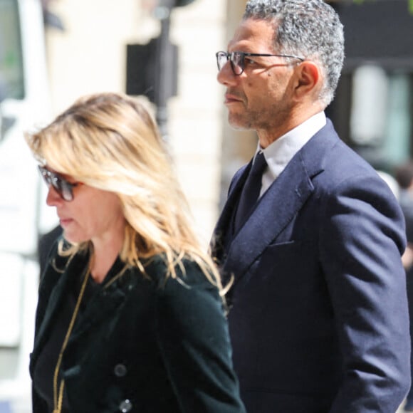 Sarah Poniatowski (Lavoine) et son compagnon Roschdy Zem - Arrivées aux obsèques du prince Jean-Stanislas Poniatowski en l'Eglise polonaise à Paris, France, le 29 avril 2024. © Jacovides-Moreau/Bestimage