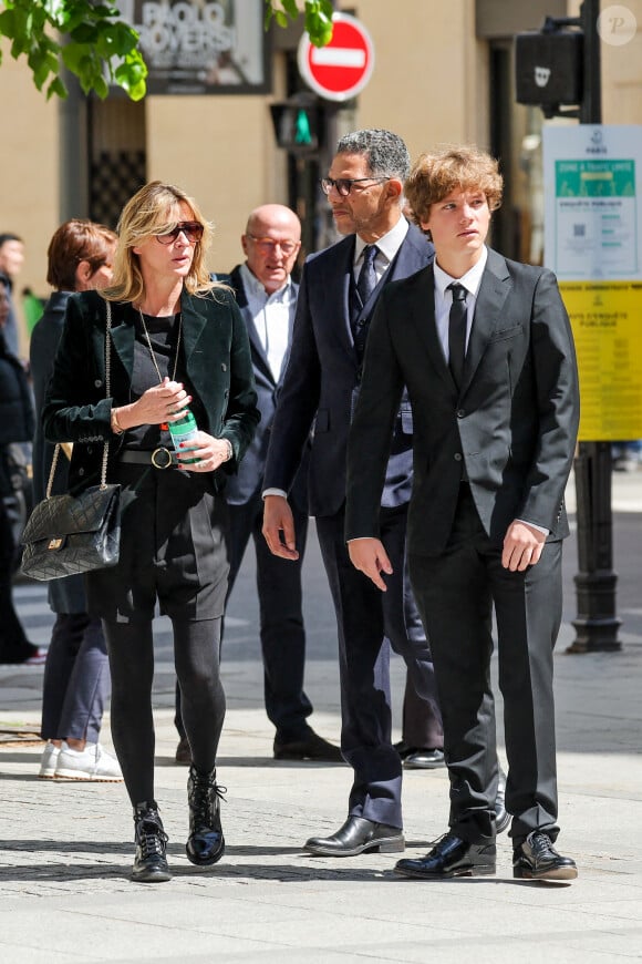 Sarah Poniatowski (Lavoine), son compagnon Roschdy Zem, Roman Lavoine - Arrivées aux obsèques du prince Jean-Stanislas Poniatowski en l'Eglise polonaise à Paris, France, le 29 avril 2024. © Jacovides-Moreau/Bestimage