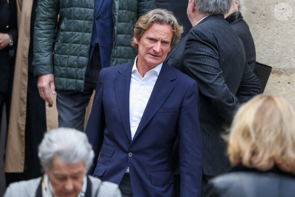 Sarah et Marie Poniatowski ont aussi pu compter sur le soutien de fidèles amis tels que Charles Beigebder
Charles Beigbeder - Sorties des obsèques du prince Jean-Stanislas Poniatowski en l'Eglise polonaise à Paris, France, le 29 avril 2024. © Jacovides-Moreau/Bestimage