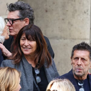 Marc Lavoine, Anne Marcassus, Pascal Duchène - Sorties des obsèques du prince Jean-Stanislas Poniatowski en l'Eglise polonaise à Paris, France, le 29 avril 2024. © Jacovides-Moreau/Bestimage 