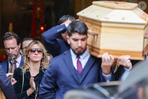 Sarah Poniatowski (Lavoine) - Sorties des obsèques du prince Jean-Stanislas Poniatowski en l'Eglise polonaise à Paris, France, le 29 avril 2024. © Jacovides-Moreau/Bestimage 