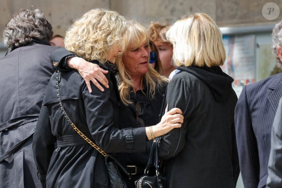 Marie Poniatowski, une des filles du défunt - Arrivées aux obsèques du prince Jean-Stanislas Poniatowski en l'Eglise polonaise à Paris, France, le 29 avril 2024. © Jacovides-Moreau/Bestimage 