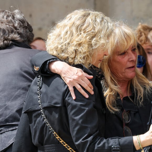 Marie Poniatowski, une des filles du défunt - Arrivées aux obsèques du prince Jean-Stanislas Poniatowski en l'Eglise polonaise à Paris, France, le 29 avril 2024. © Jacovides-Moreau/Bestimage 