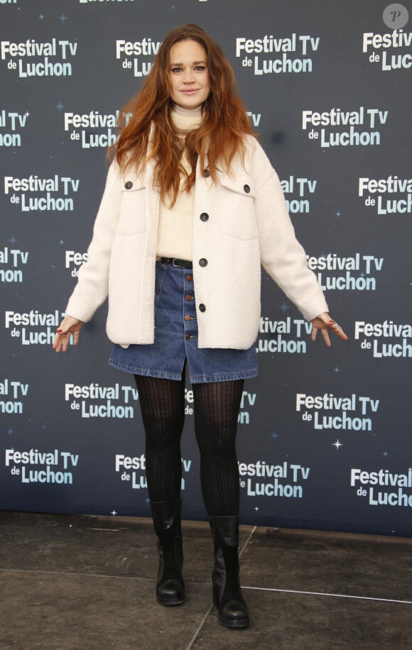 Constance Gay pour Face à face sur France 3 - Photocall de la dernière journée de la 24ème édition du festival Tv de Luchon le 12 février 2022. © Christophe Aubert via Bestimage