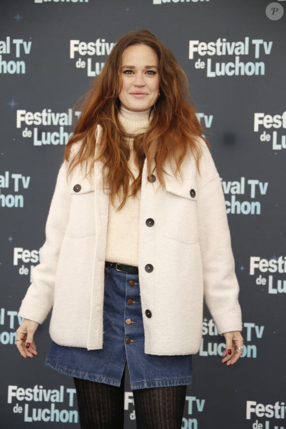 Constance Gay pour Face à face sur France 3 - Photocall de la dernière journée de la 24ème édition du festival Tv de Luchon le 12 février 2022. © Christophe Aubert via Bestimage