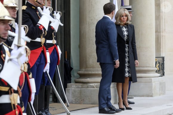 Le président Emmanuel Macron et sa femme la Première Dame Brigitte Macron reçoivent son homologue le président de la République démocratique du Congo et sa femme la Première Denise pour un déjeuner de travail au palais de l'Elysée à Paris, France, le 30 avril 2024. © Stéphane Lemouton/Bestimage 