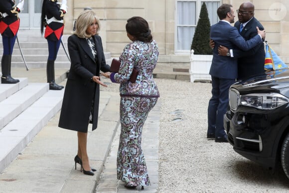 Le président Emmanuel Macron et sa femme la Première Dame Brigitte Macron reçoivent son homologue le président de la République démocratique du Congo Félix Tshisekedi et sa femme la Première Denise Nyakeru Tshisekedi pour un déjeuner de travail au palais de l'Elysée à Paris, France, le 30 avril 2024. © Stéphane Lemouton/Bestimage 