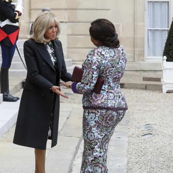 Le président Emmanuel Macron et sa femme la Première Dame Brigitte Macron reçoivent son homologue le président de la République démocratique du Congo Félix Tshisekedi et sa femme la Première Denise Nyakeru Tshisekedi pour un déjeuner de travail au palais de l'Elysée à Paris, France, le 30 avril 2024. © Stéphane Lemouton/Bestimage 