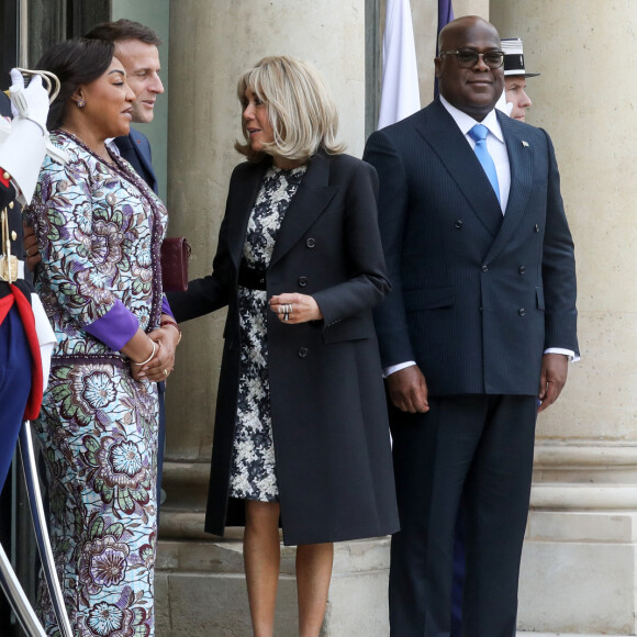 Le président Emmanuel Macron et sa femme la Première Dame Brigitte Macron reçoivent son homologue le président de la République démocratique du Congo Félix Tshisekedi et sa femme la Première Denise Nyakeru Tshisekedi pour un déjeuner de travail au palais de l'Elysée à Paris, France, le 30 avril 2024. © Stéphane Lemouton/Bestimage 