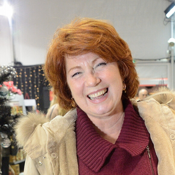 "Je souffrais d'obésité morbide", avait confié l'actrice.
Véronique Genest assistant au lancement de l'animation de Noël à La Défense, près de Paris, France, le 27 novembre 2014. Photo par Nicolas Briquet/ABACAPRESS.COM