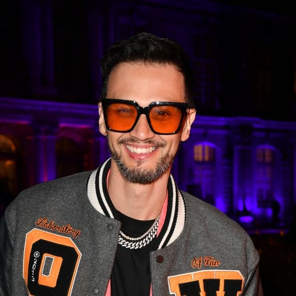 Billy Crawford lors du défilé Etam Live Show 2022 dans les jardins des Archives Nationales lors de la fashion week printemps/été 2023 le 27 septembre 2022. © Agence Bestimage