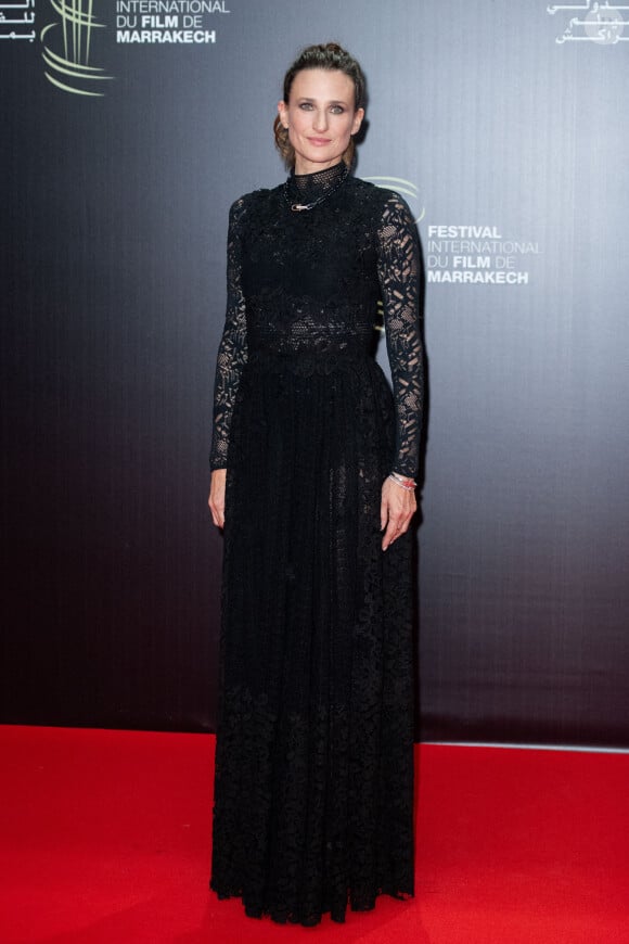 Camille Cottin assiste au tapis rouge du 20e anniversaire du festival dans le cadre du 20e Festival international du film de Marrakech à Marrakech, au Maroc, le 25 novembre 2023. Photo par Aurore Marechal/ABACAPRESS.COM