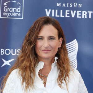 Chic ou Casual, elle est capable de s'adapter à tous les styles.
Camille Cottin assiste au Photocall de Toni en Famille dans le cadre du 16ème Festival du Film d'Angoulême à Angoulême, le 23 août 2023, France. Photo par Jerome Domine/ABACAPRESS.COM