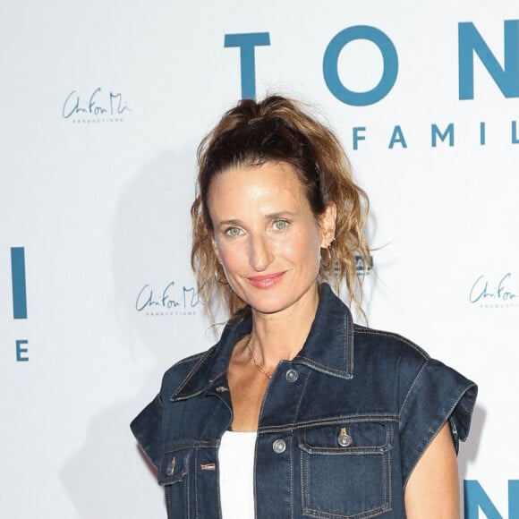 Camille Cottin assiste à l'avant-première du film 'Toni En Famille' à la Pathe Convention le 29 août 2023 à Paris, France. Photo par Nasser Berzane/ABACAPRESS.COM