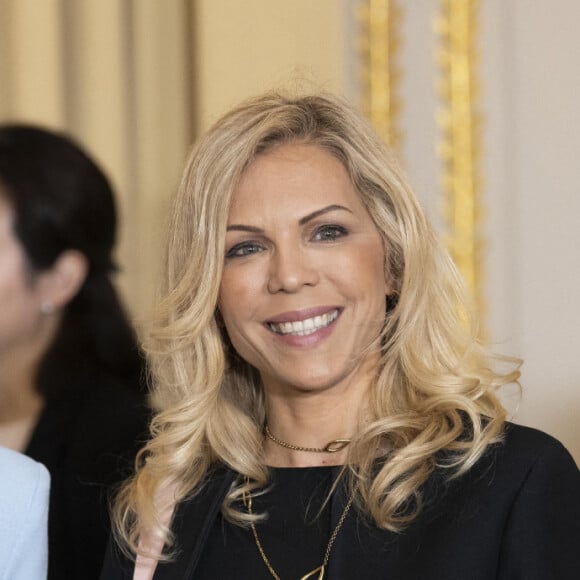 Brigitte Macron et Laurence Auzière lors du dîner d'Etat en l'honneur du président chinois Xi Jinping et de sa femme la première dame Peng Liyuan au palais présidentiel de l'Elysée à Paris, France, le 6 mai 2024.  © Eliot Blondet / Pool / Bestimage