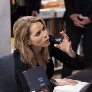 Exclusif - Tiphaine Auzière - Soirée littérature à la librairie Le Divan à Paris, animée par M.Carcassonne, et séance de dédicace du livre de Tiphaine Auzière "Assises" aux Editions Stock. Le 20 mars 2024 © Cyril Moreau / Bestimage 