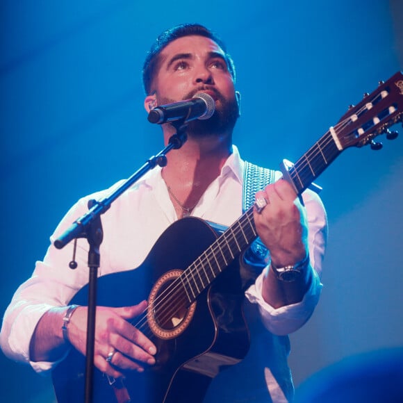 Exclusif - Kendji Girac - Célébration des 10 ans du centre commercial Beaugrenelle à Paris, France. Le 12 octobre 2023. © Christophe Clovis / Bestimage 