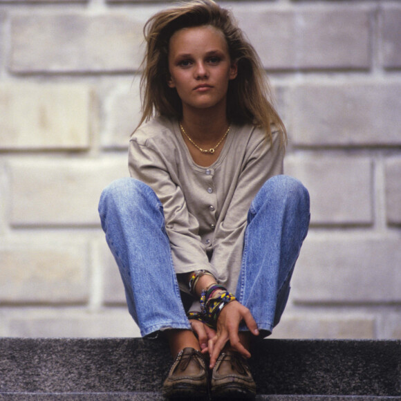 Vanessa Paradis en rendez-vous en juillet 1987 à Paris. © Michel Marizy via Bestimage