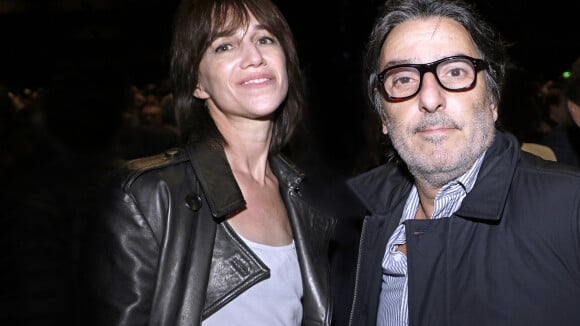 Charlotte Gainsbourg et Yvan Attal : leur plus jeune fille Jo a furieusement grandi, à qui ressemble-t-elle le plus ?