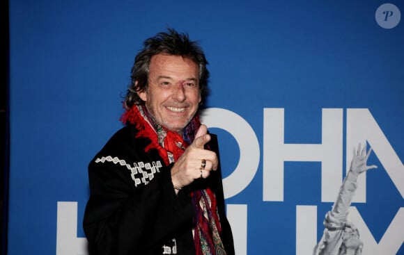 Mais aussi pour Jean-Luc Reichmann, qui suit avec attention le parcours de son candidat.
Jean-Luc Reichmann - Photocall du vernissage de l'exposition "Johnny Hallyday, l'exposition" au Palais des Expositions à Paris. Le 21 décembre 2023 © Dominique Jacovides / Bestimage