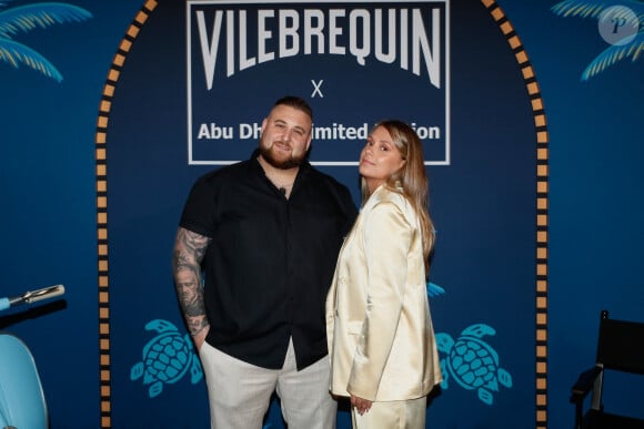 Une soirée d'exception
Exclusif - Nico Capone et sa compagne Daniela à la soirée de lancement de la collection capsule "Vilebrequin x Abu Dhabi limited édition" à la plage Vilebrequin (plage ondine) lors du 77ème Festival International du Film de Cannes le 14 mai 2024. © Christophe Clovis/Bestimage