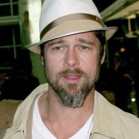 Regardez celui qui a anéanti Brad Pitt... il a vraiment la grosse tête !