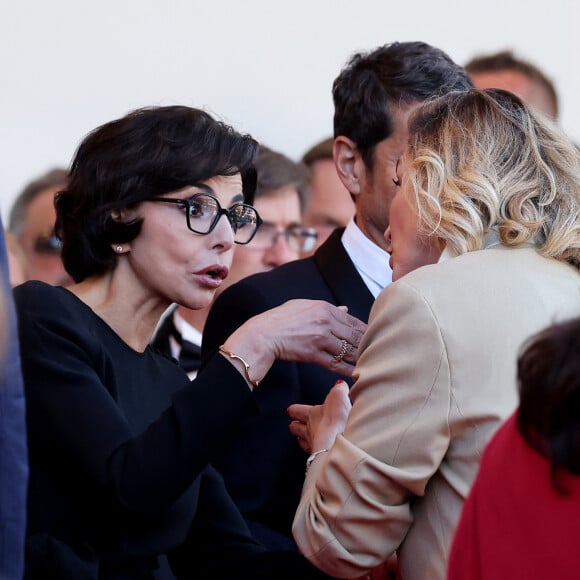 Rachida Dati, Julie Gayet - Montée des marches du film " Emilia Perez " lors du 77ème Festival International du Film de Cannes, au Palais des Festivals à Cannes. Le 18 mai 2024 © Jacovides-Moreau / Bestimage 