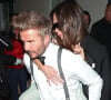 Maman de quatre enfants (Brooklyn, Cruz, Romeo et Harper), la femme deDavid Beckham a dévoilé son régime secret pour garder la ligne et ne pas prendre de poids
David Beckham porte sa femme Victoria Beckham sur son dos, à la sortie de la soirée de son 50ème anniversaire au club Oswald's à Londres, le 20 avril 2024. 