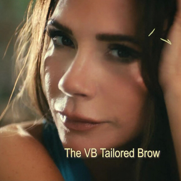 Victoria Beckham dans une publicité pour sa marque "Victoria Beckham Beauty Line". 