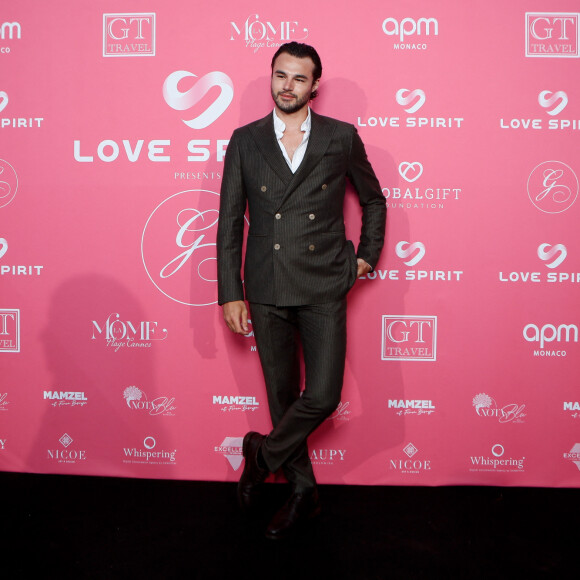 Anthony Colette - Soirée de Gala "Global Gift" à la plage la Môme lors du 77ème Festival International du Film de Cannes le 19 mai 2024. © Christophe Clovis / Bestimage